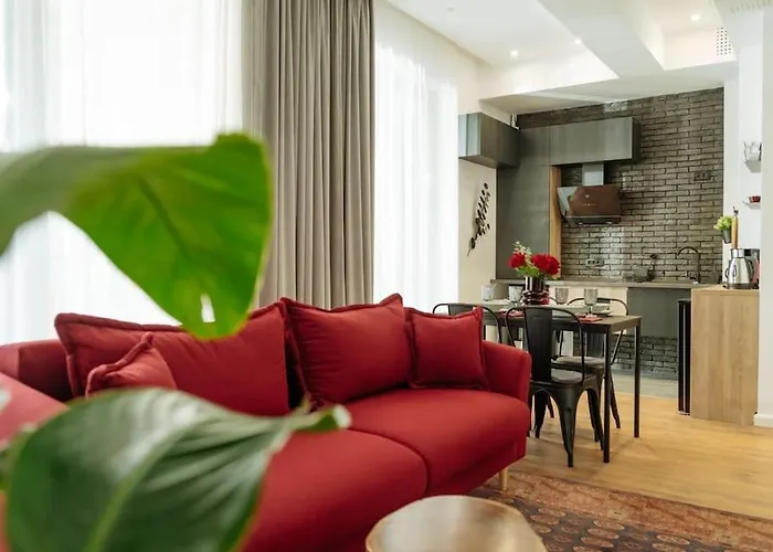 Apartment 11 - New Building & Parking *