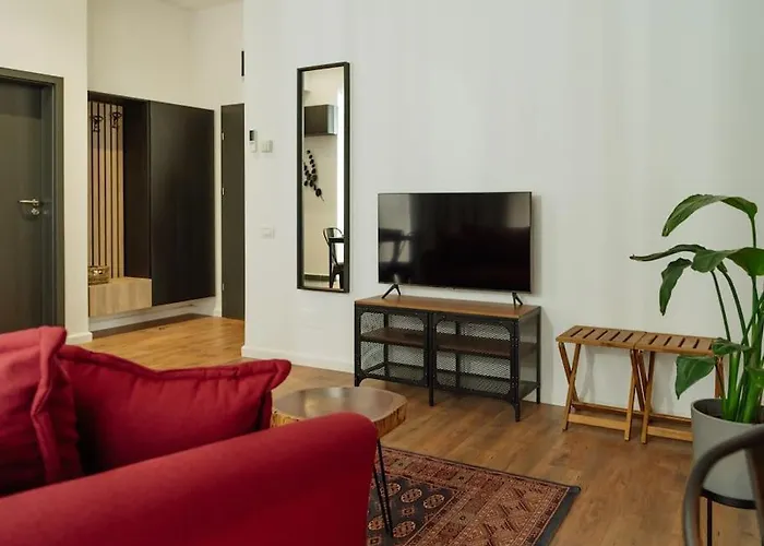 11 - New Building & Parking Bukurešť