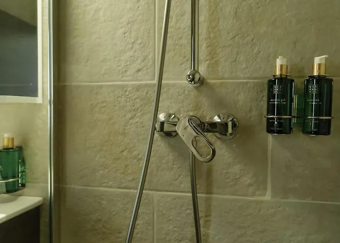 11 - New Building & Parking Bucharest