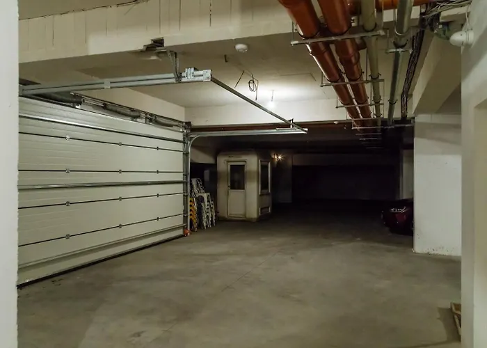 11 - New Building & Parking Apartment