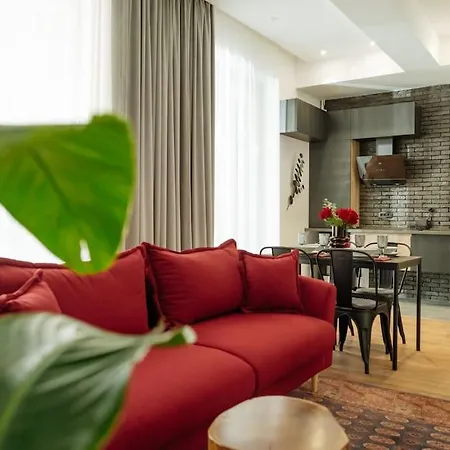 Apartman 11 - New Building & Parking *