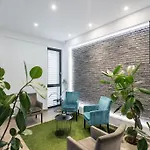 Apartment 11 - New Building & Parking *