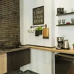Apartment 11 - New Building & Parking