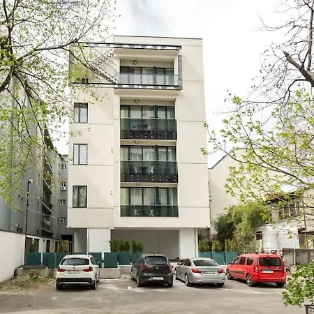 11 - New Building & Parking Bükreş