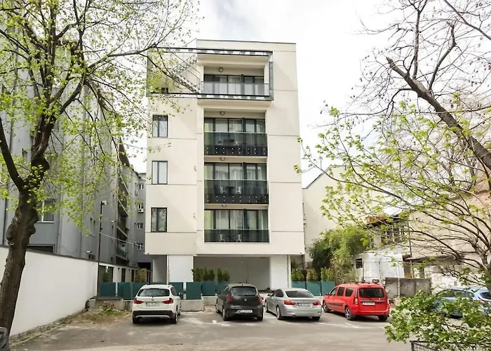11 - New Building & Parking Bükreş